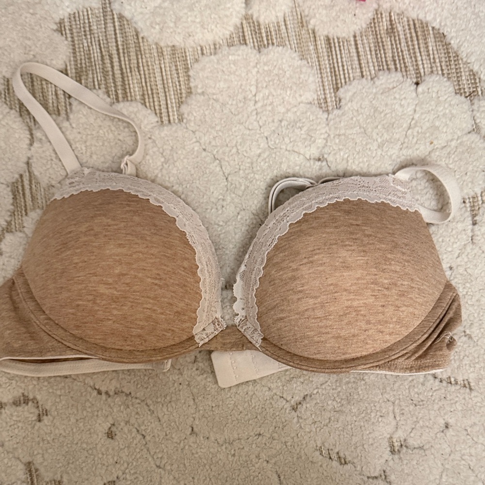Women's Tan Lace Trim Bra Victoria secret pink